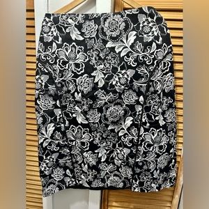 Black & White Knee Length Skirt